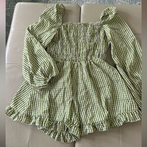 *NWT* PrettyLittleThing Green and White Gingham Romper